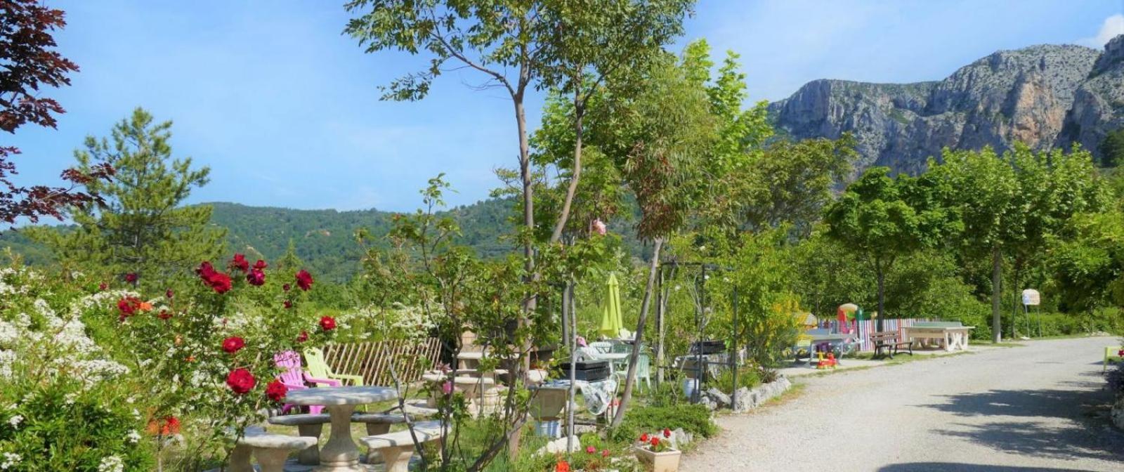 Camping Le Vieux Colombier Moustiers-Sainte-Marie Eksteriør billede